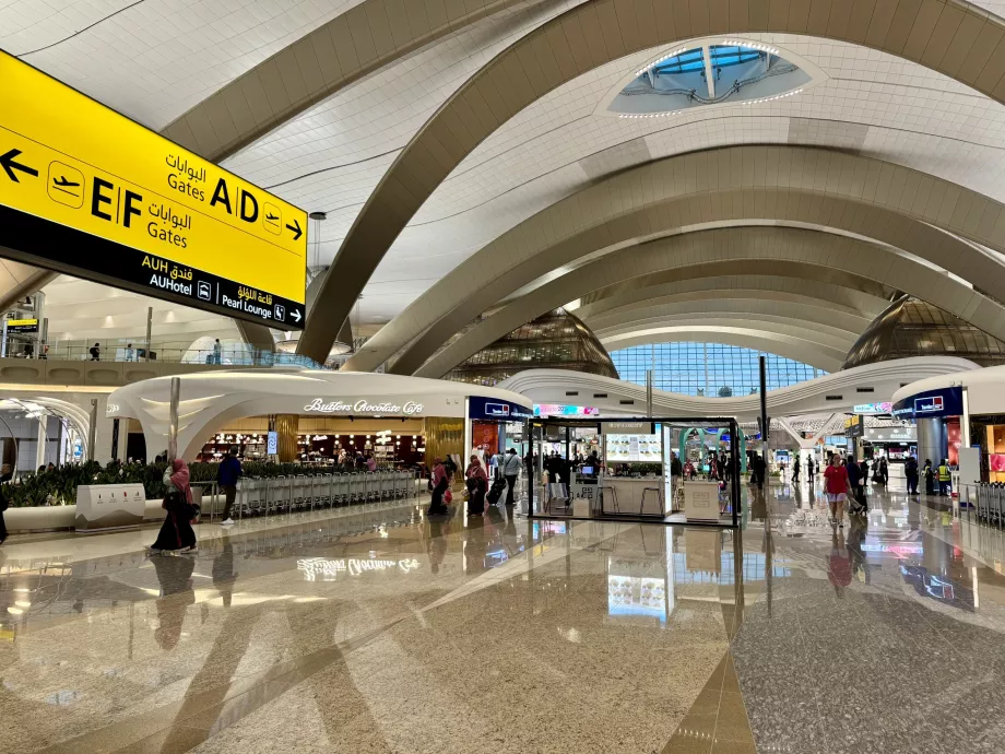 Abu Dhabi Flughafen Terminal