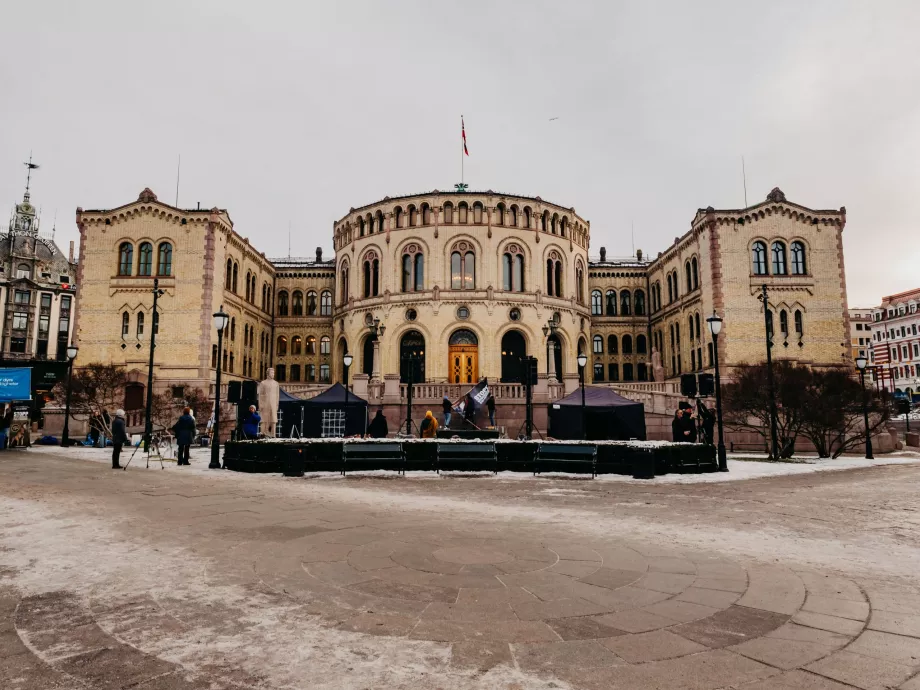 Parlamentsgebäude in Oslo