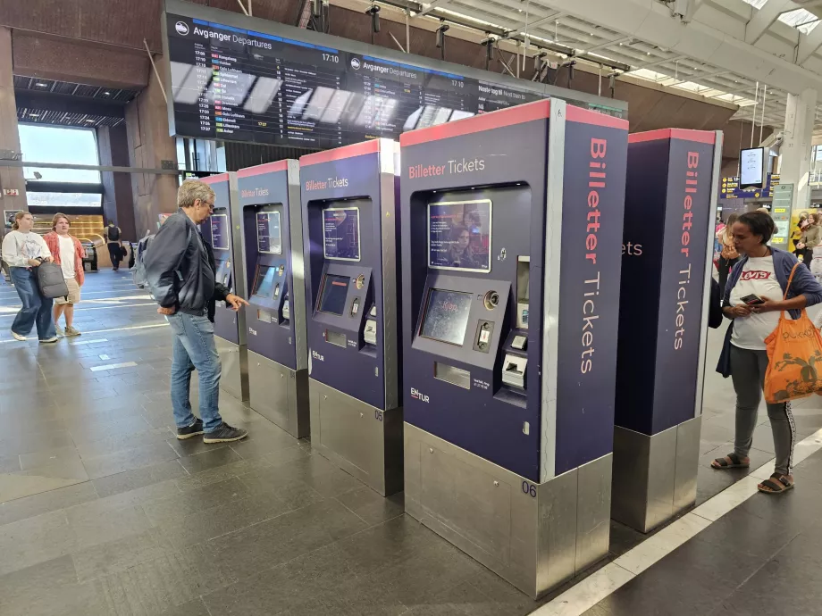 Verkaufsautomaten im Hauptbahnhof (nur VY-Züge)