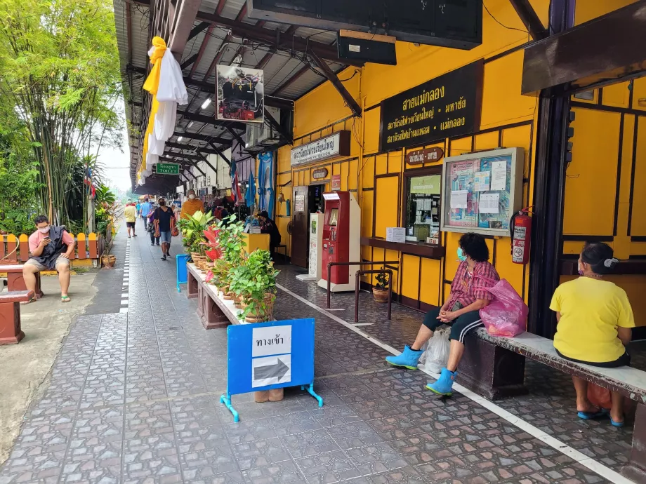 Bahnhof Wongwian Yai