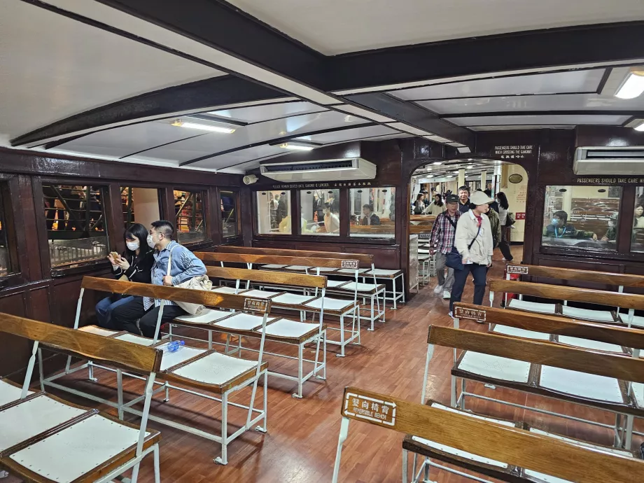 Star Ferry Oberdeck