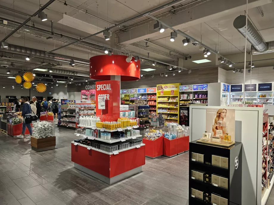 Duty Free Shop am Flughafen Torp