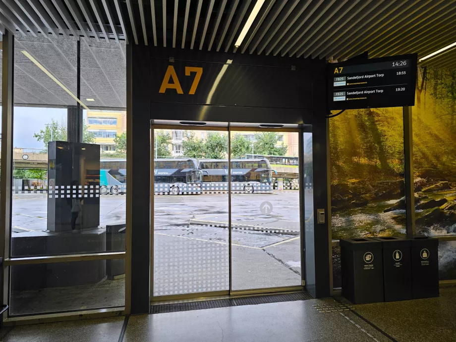 A7-Haltestelle am zentralen Busbahnhof in Oslo