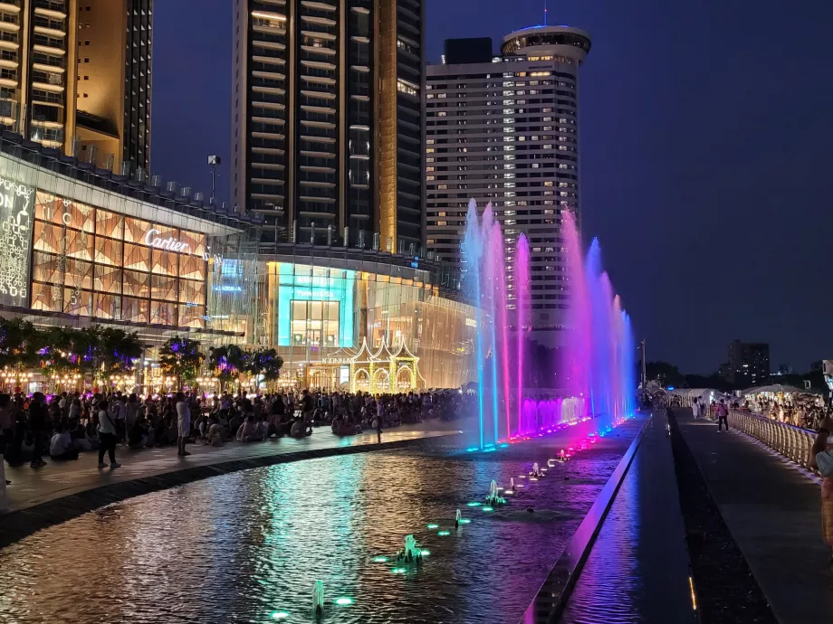 Springbrunnen bei Iconsiam