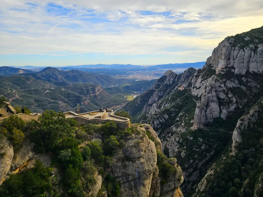 Blick vom Kloster Montserrat