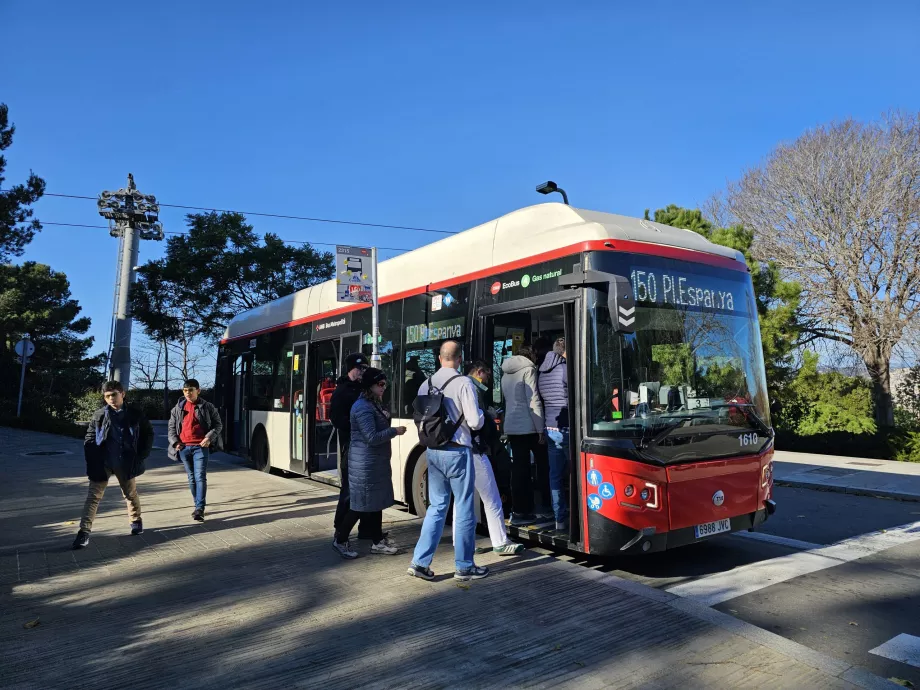 Bus 150 auf dem Montjuic-Hügel