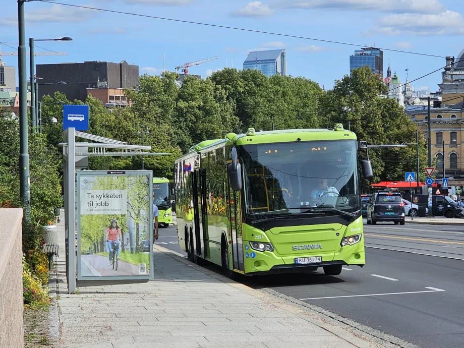 Vorstadtbus