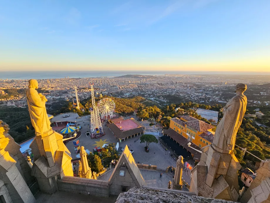 Blick von der Terrasse des Tibidabo-Tempels