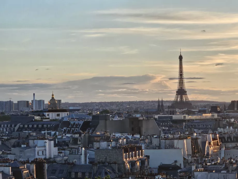 Blick auf den Eiffelturm vom Centre Pompidou aus