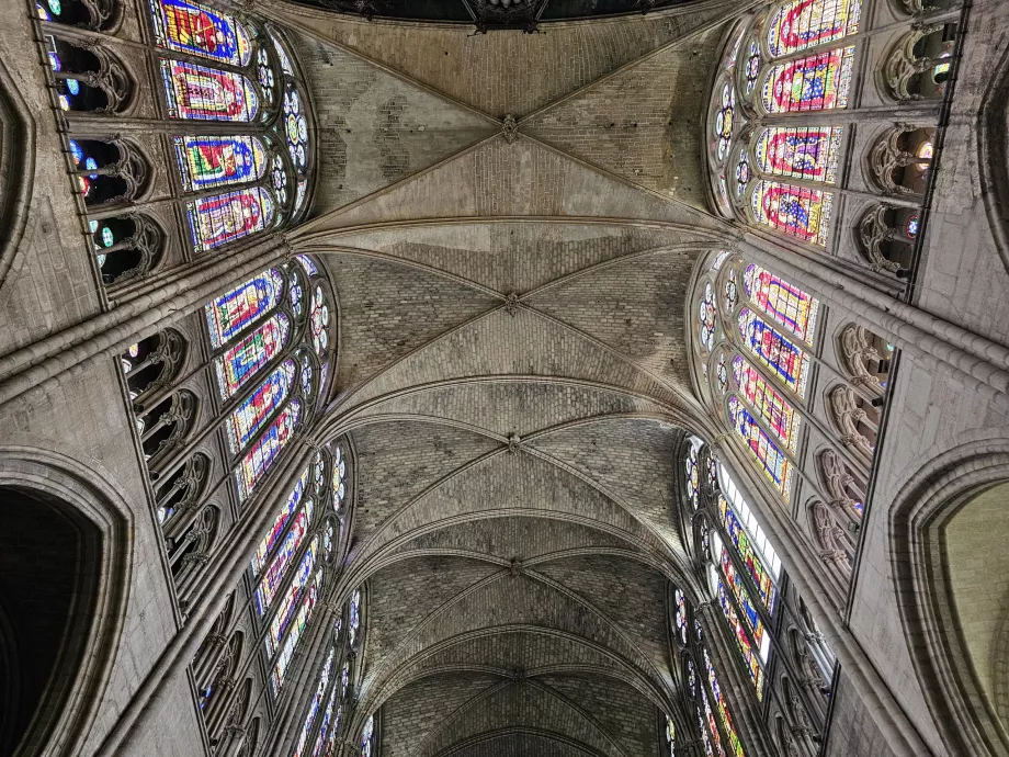 Innenraum der Basilika St. Denis