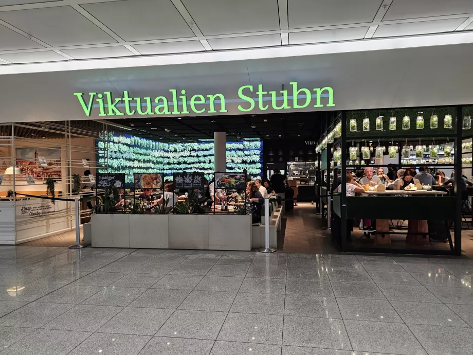 Restaurant im Transitbereich des Terminals 2