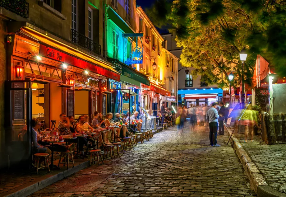 Nachtleben auf dem Montmartre