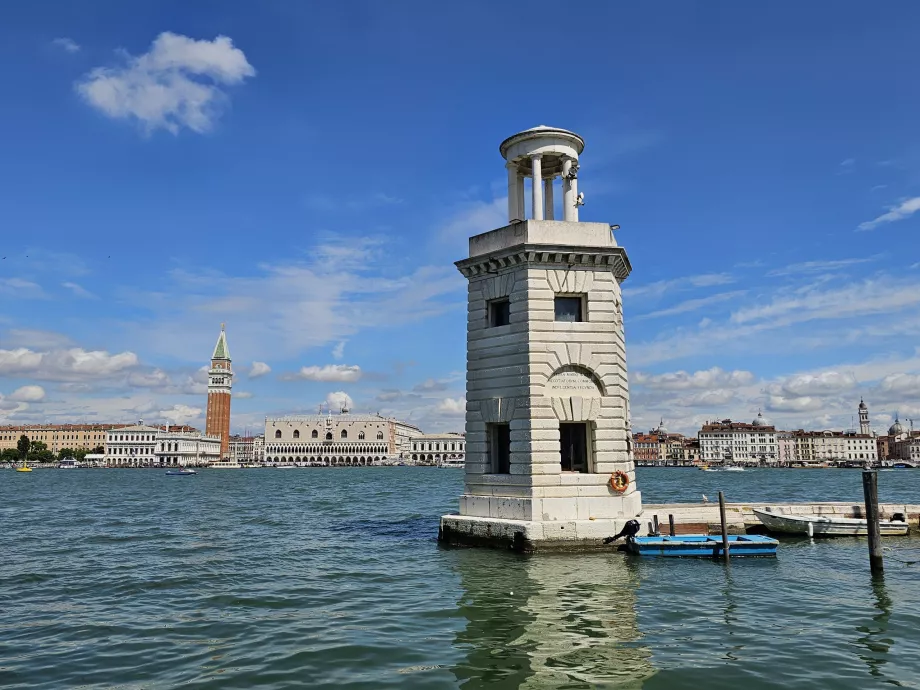 Blick auf Venedig von der Insel San Giorgio