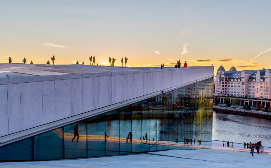 Sonnenaufgang aus der Oper