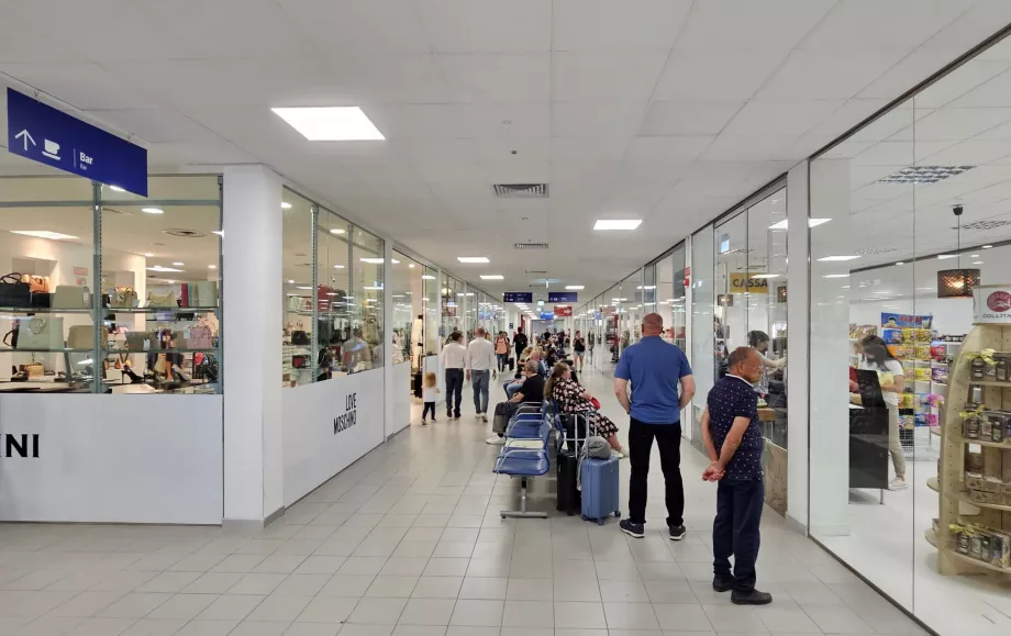 Shops in airside, Rimini Airport