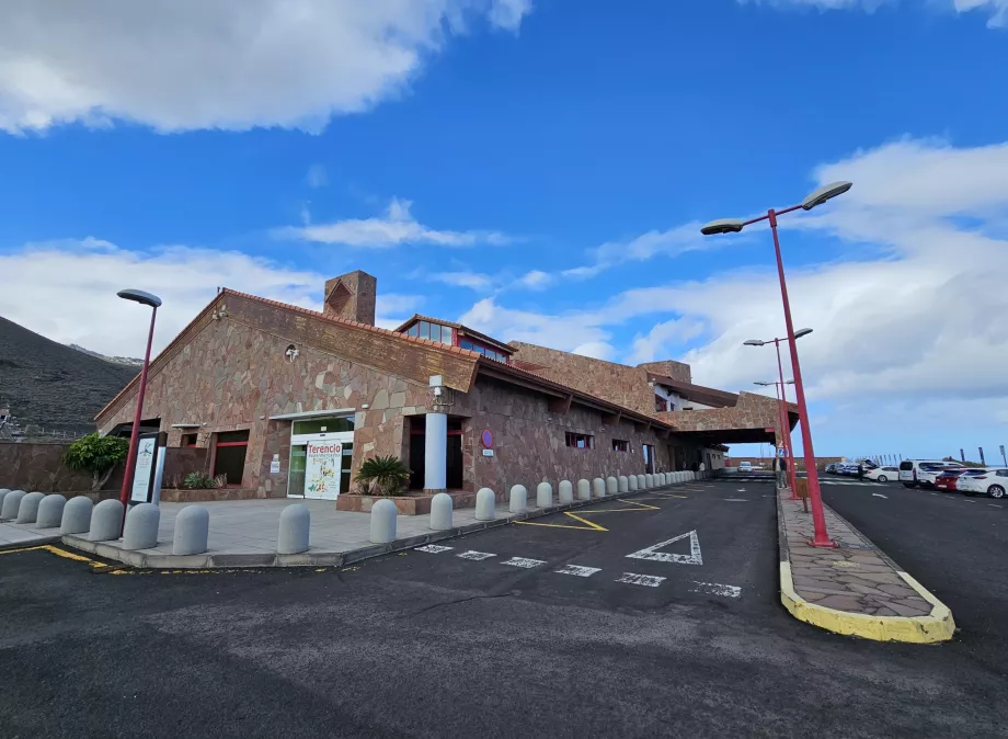 Ankunft am Flughafen El Hierro