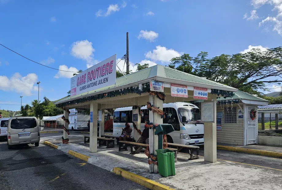 Busbahnhof Marigot