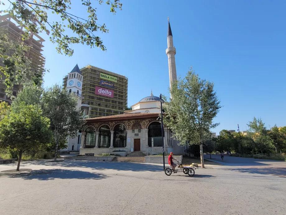 Edhem Bey Moschee