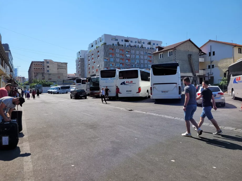 Internationaler Busbahnhof