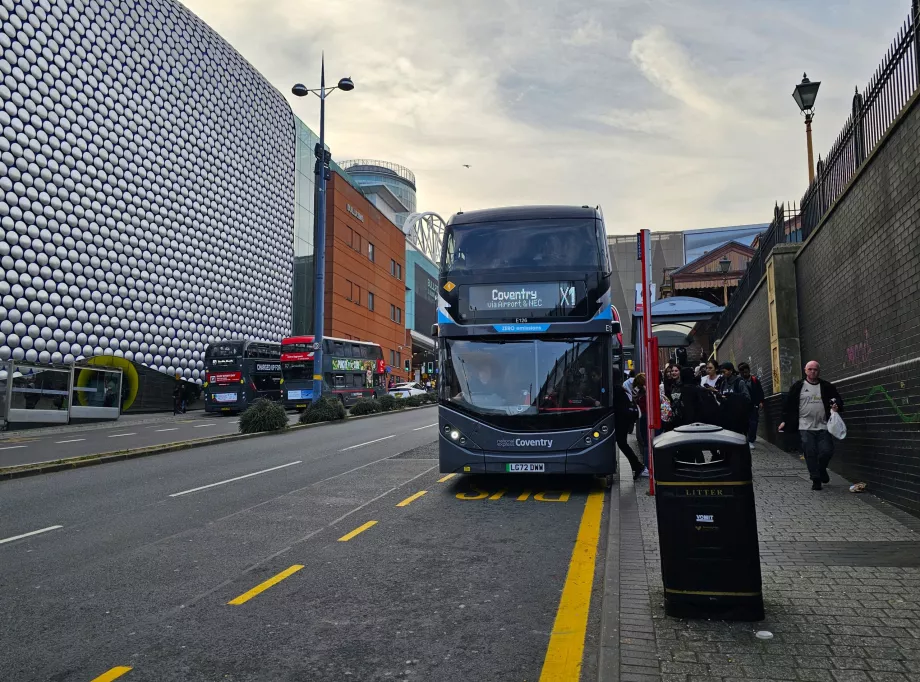 Bushaltestelle Flughafen - Moor Street