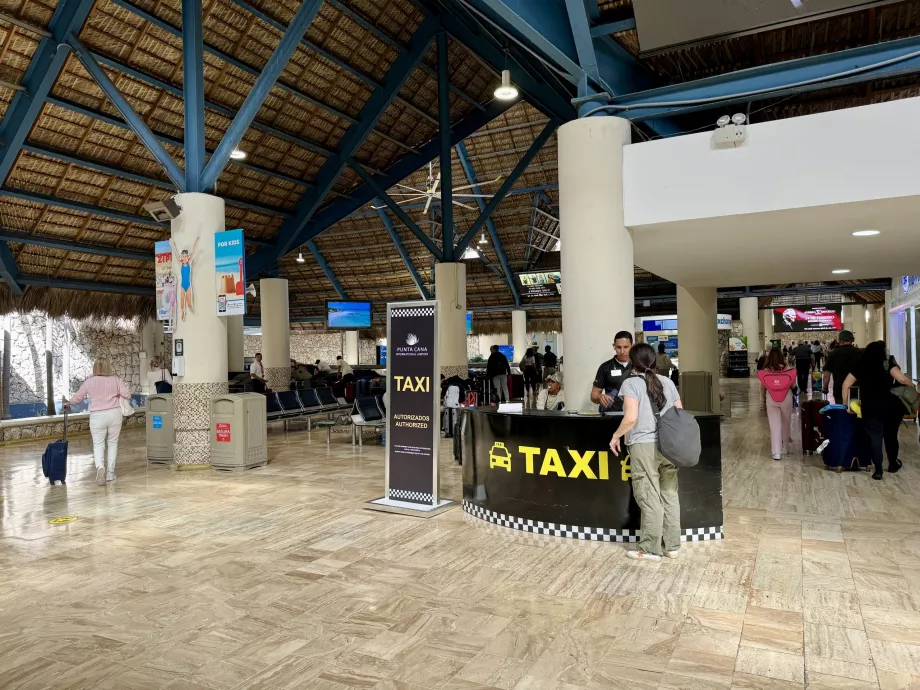 Offizieller TAXI-Stand am Flughafen PUJ