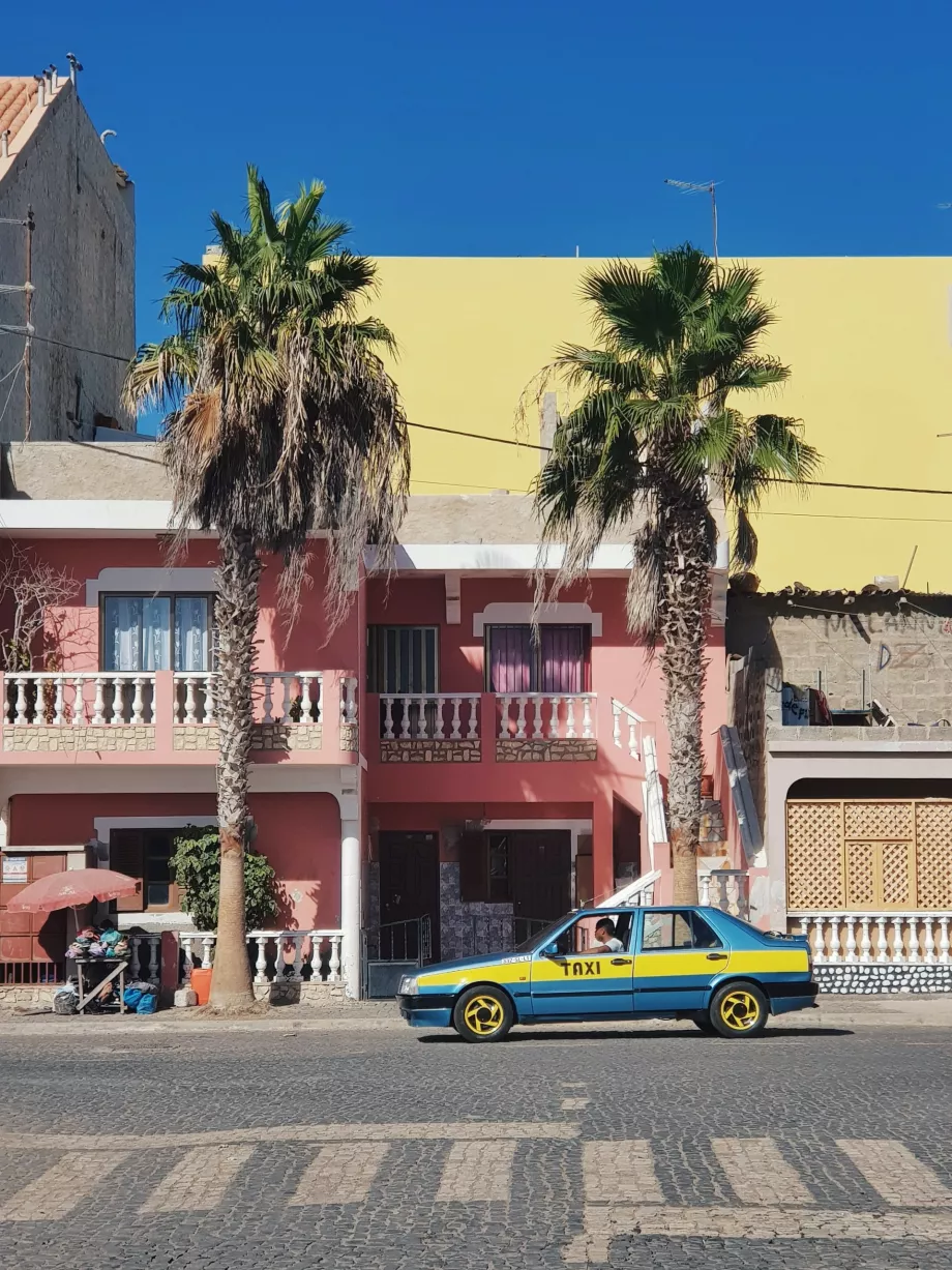 Taxi in Santa Maria, Sal