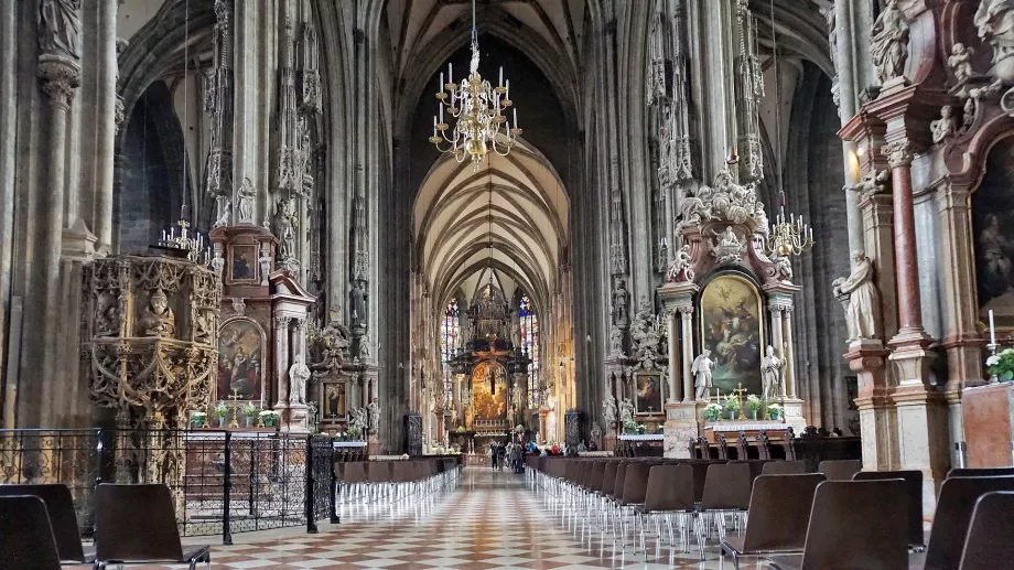 Stephansdom Interieur