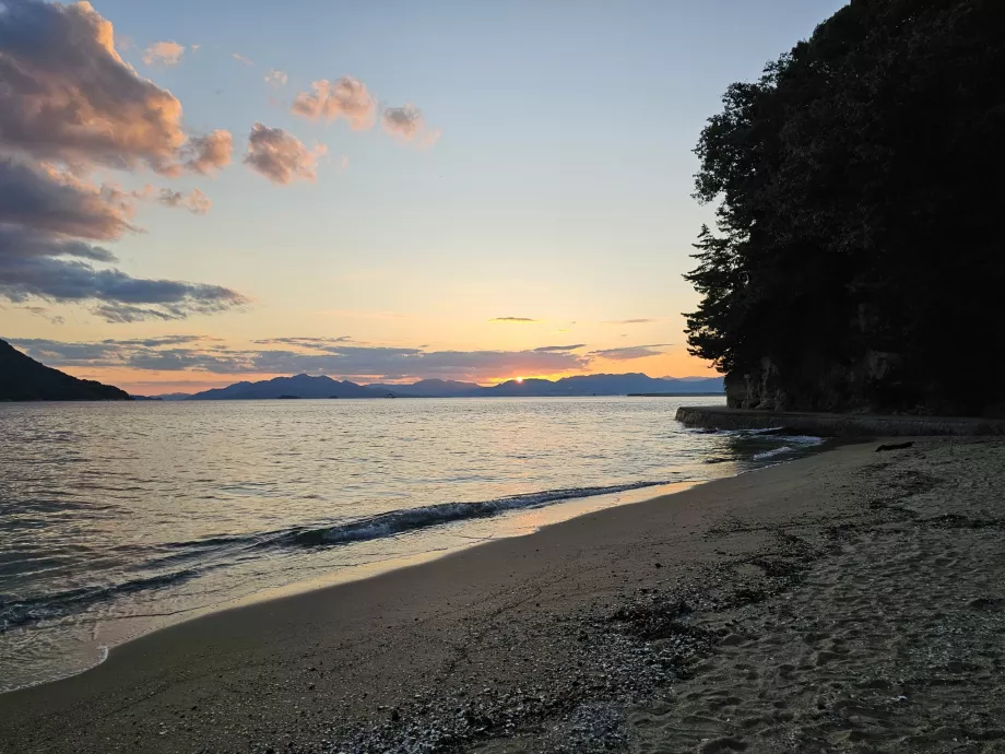 Sonnenuntergang, Insel Ujina