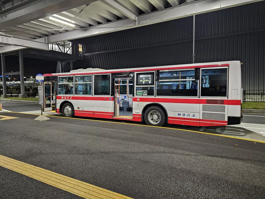 Shuttle-Bus zwischen den Terminals