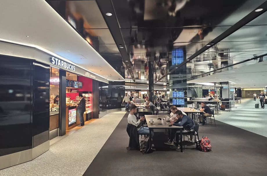 Food Court, Internationale Abflüge, Terminal 2