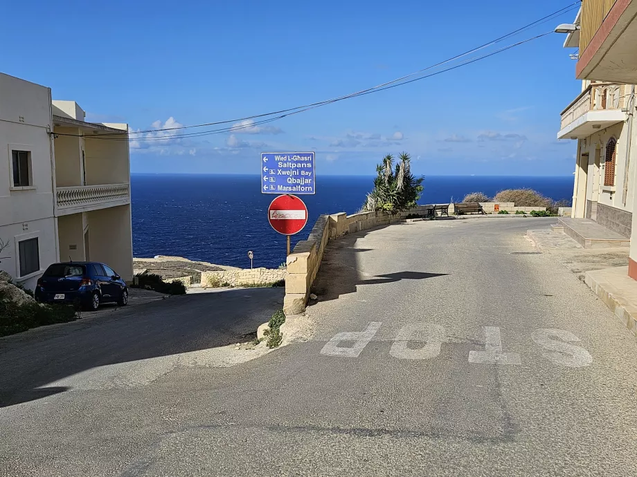 Verkehrsschilder auf Malta