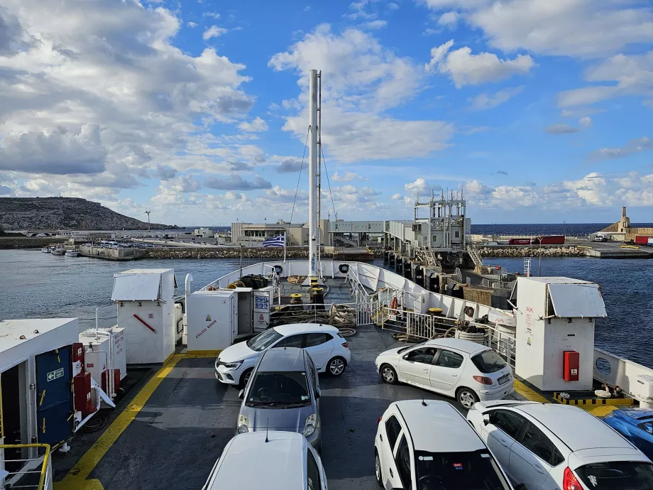 Parken auf der Fähre Malta - Gozo