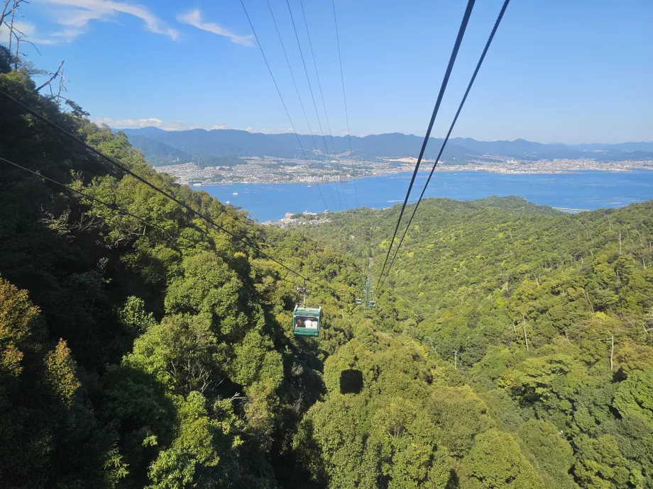 Der erste Teil der Seilbahn auf den Berg Misen