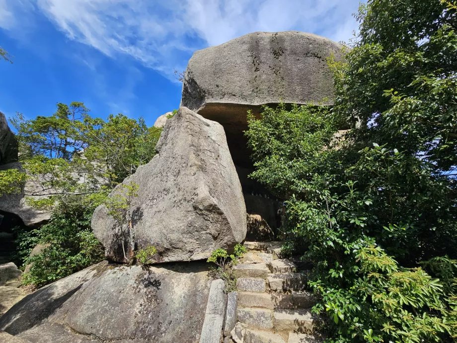 Wanderweg zum Berg Misen