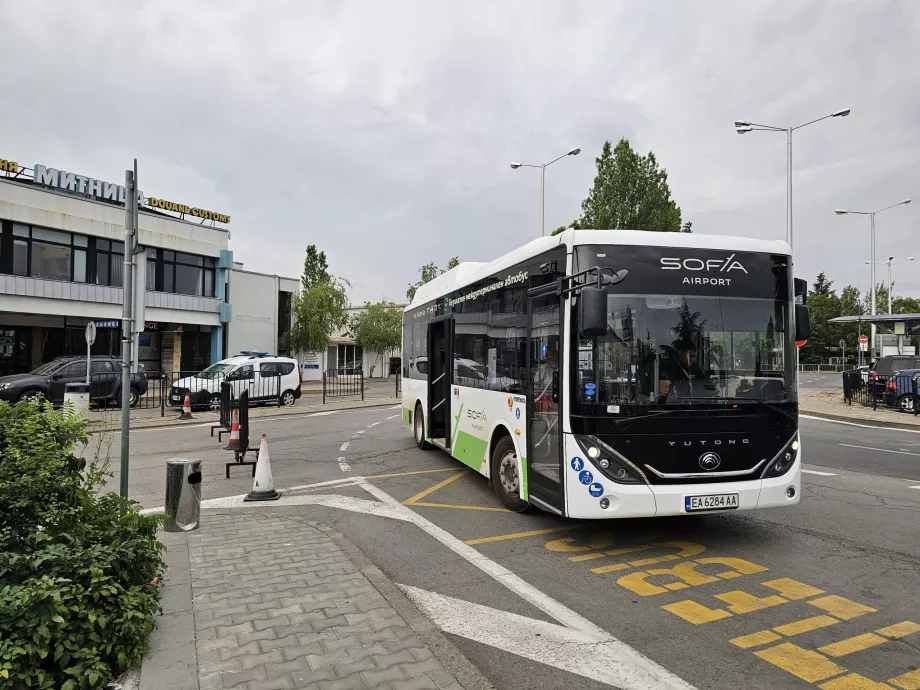 Shuttle-Bus zwischen den Terminals