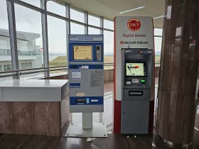 Einzelfahrscheinautomat in der U-Bahn