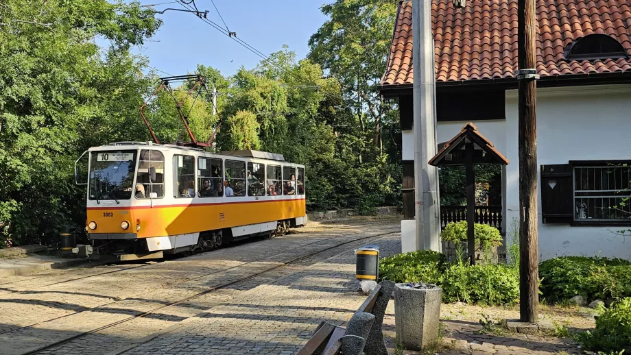 Straßenbahn im Varosha-Park