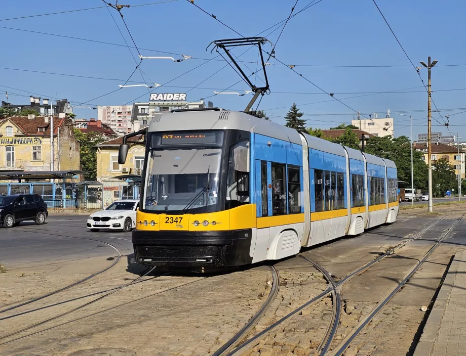 Moderne Straßenbahn in Sofia