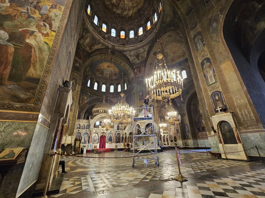 Das Innere der Alexander-Newski-Kathedrale