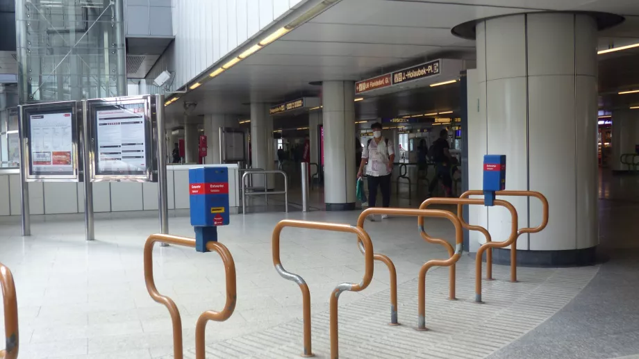 Fahrscheinautomaten in der U-Bahn