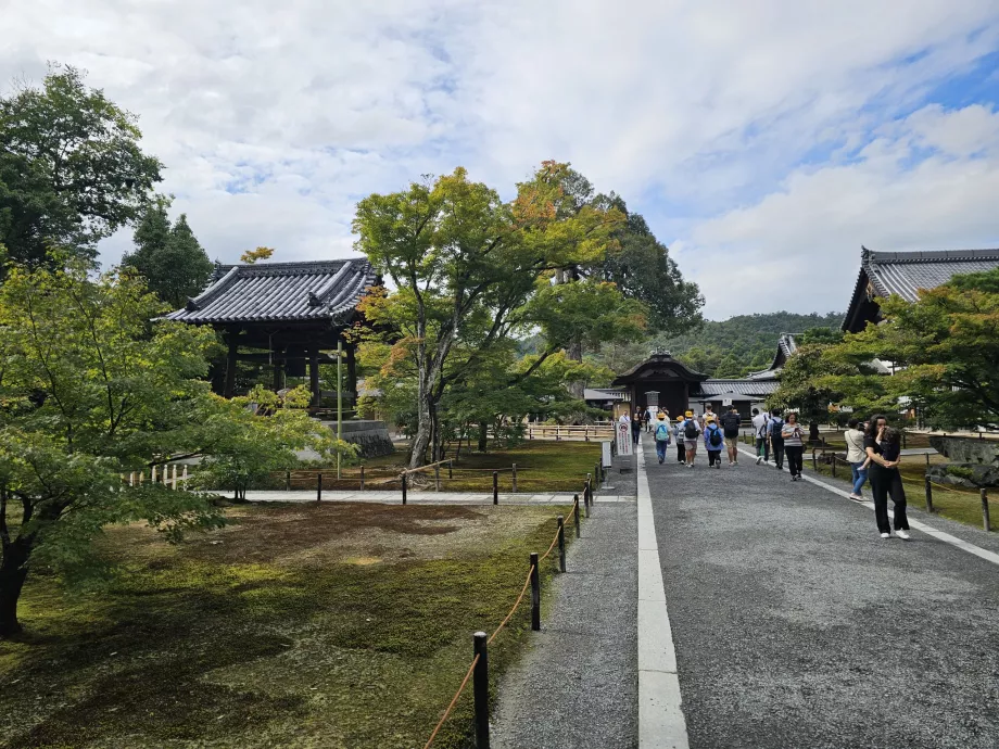 Eingang zum Kinkakuji-Tempel